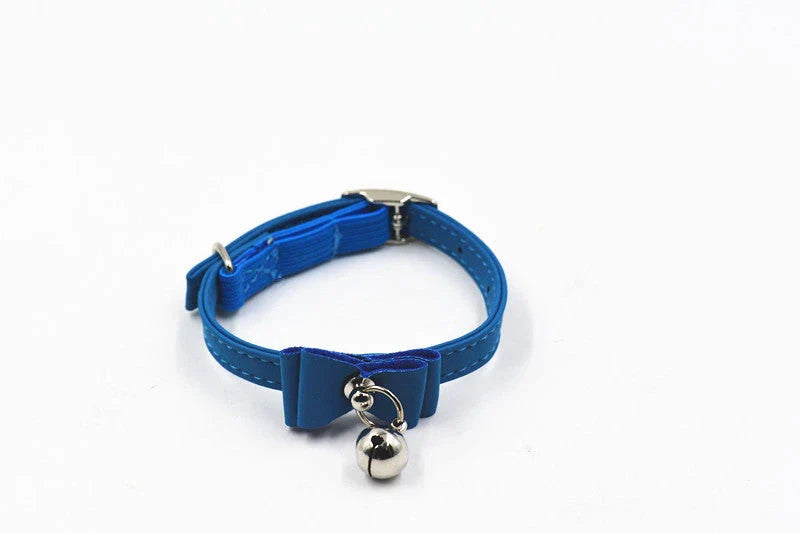 Small dog collar with bow tie and bell in various colours