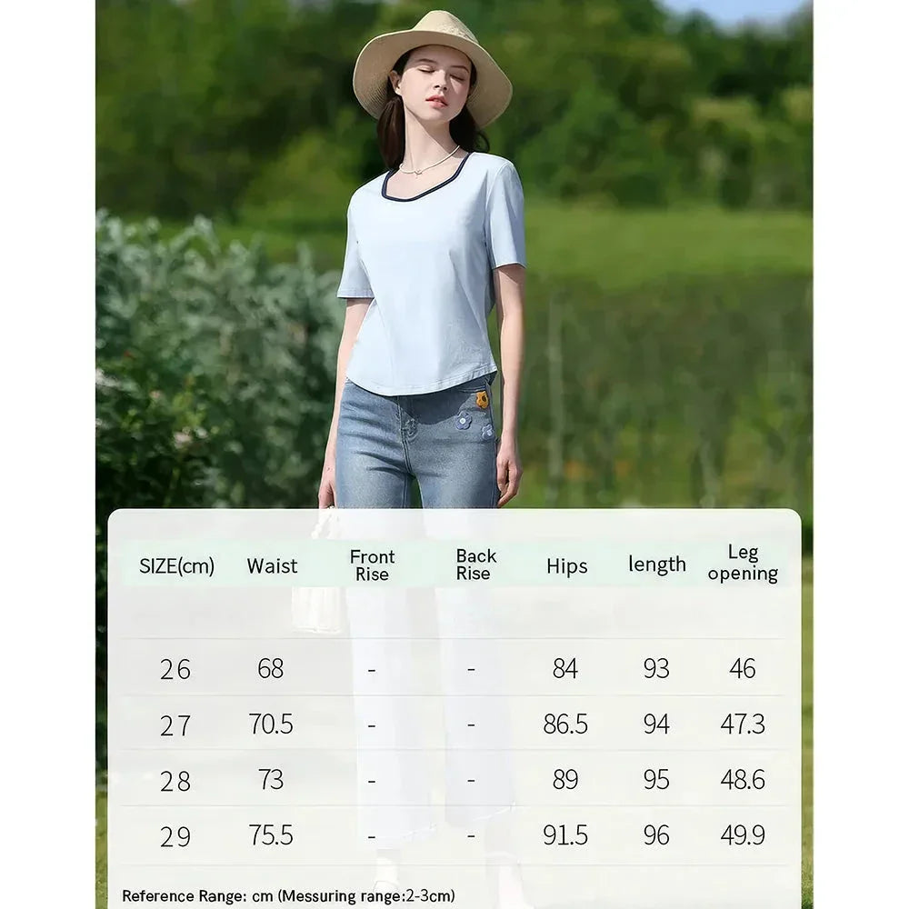 Light blue embroidered high-waisted jeans with a modern, versatile design for Kiwi women's summer fashion