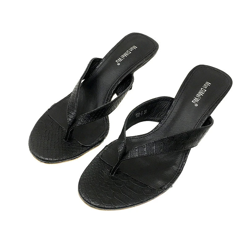 Flip-Toe Stone Sandals and Slippers in White, Yellow, and Black - Premium Kiwi Summer Footwear