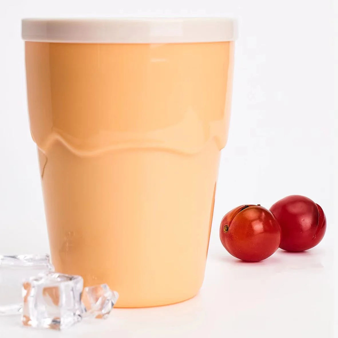 Stainless steel slushy cup for making quick frozen treats at home