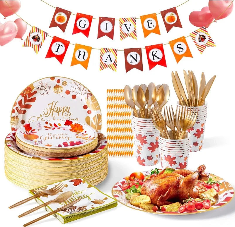 Thanksgiving plates and napkins set with traditional autumn motifs