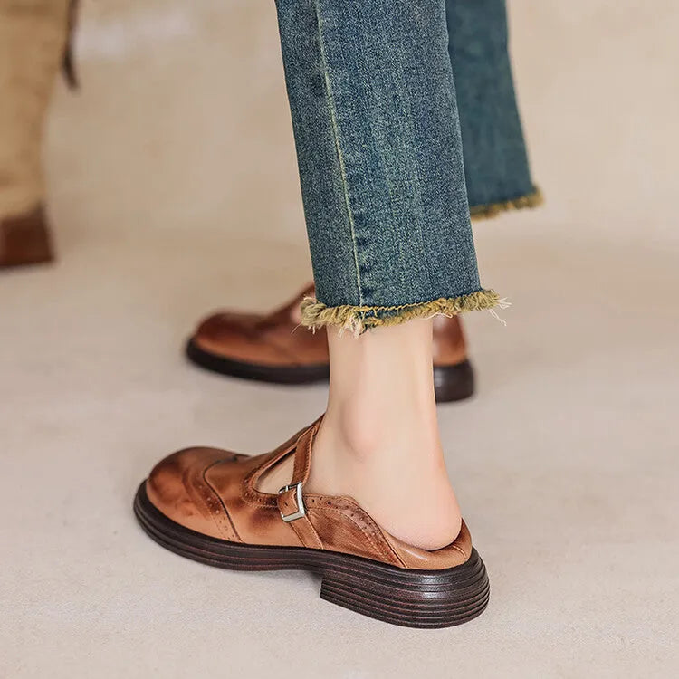 Women's black and brown British-style flat leather shoes with round toe and sheepskin uppers