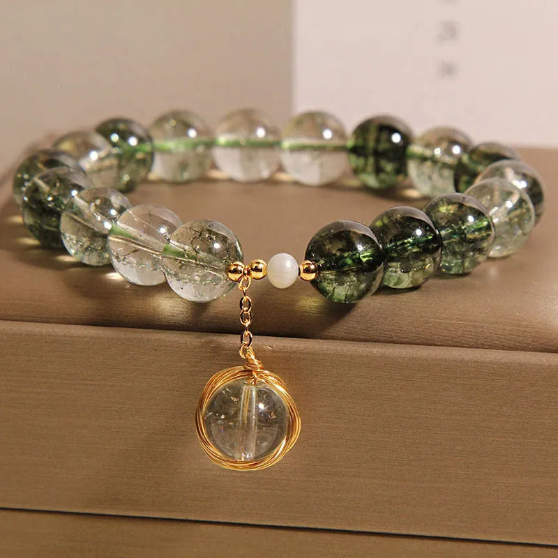 Green phantom quartz and chorite crystal bracelet for women in Japanese Korean style.