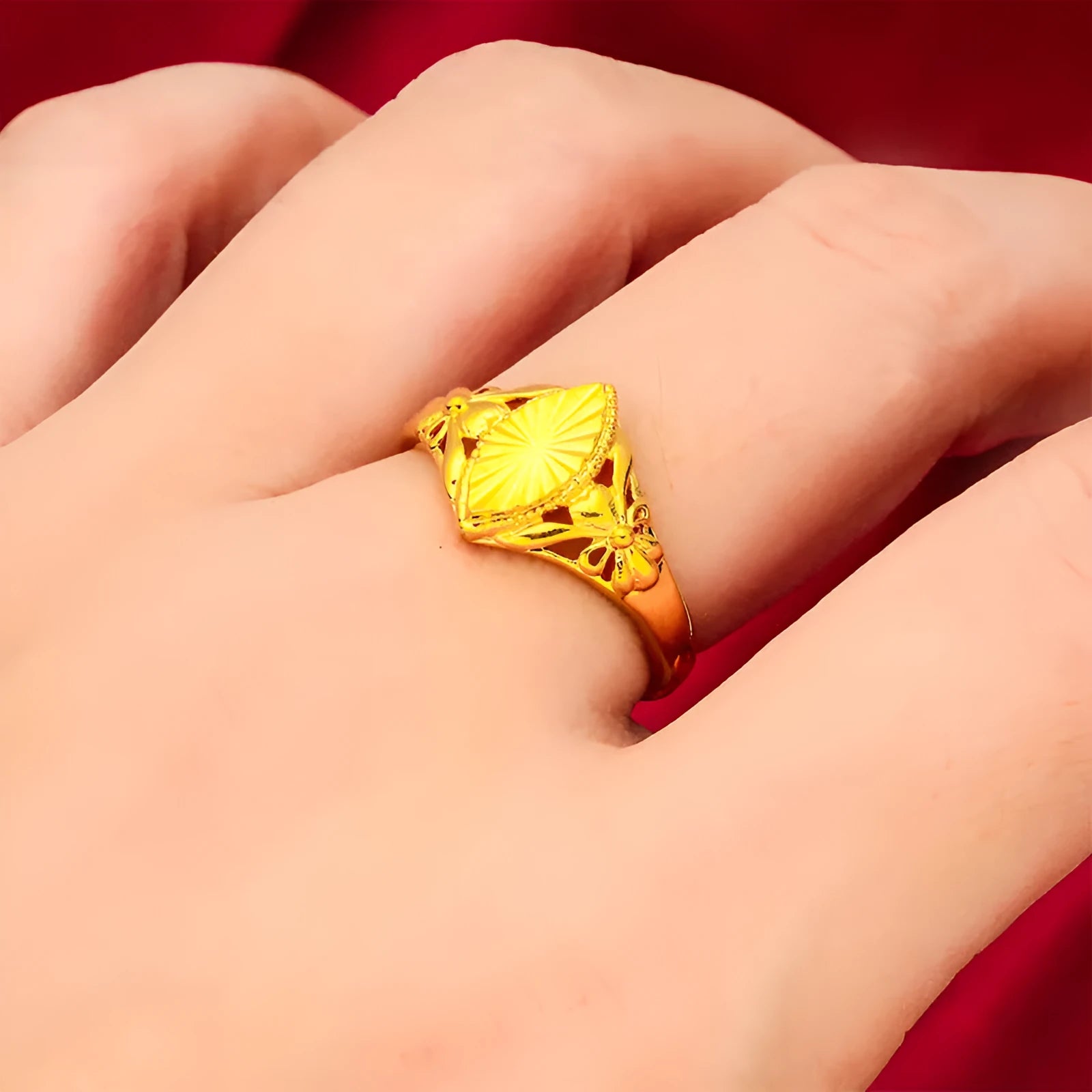 Open diamond flower ring in gold colour with geometric shape and textured details