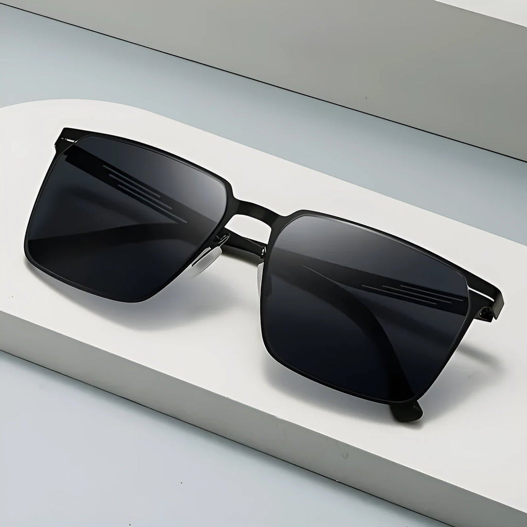 Fashion metal frame sunglasses with PC lenses in black frame double gray piece