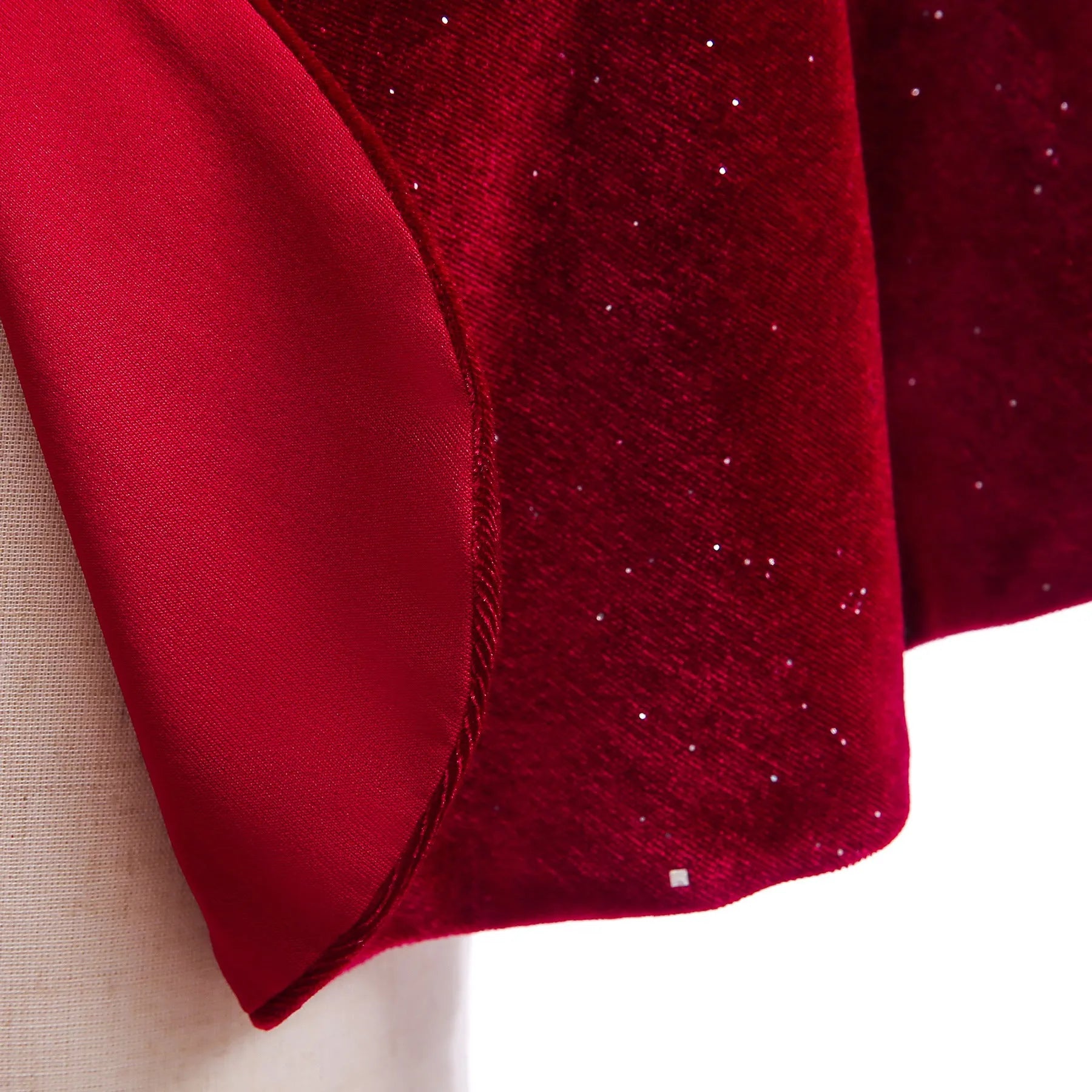 Girl's burgundy cotton blend cape cloak with single button closure, suitable for autumn and winter
