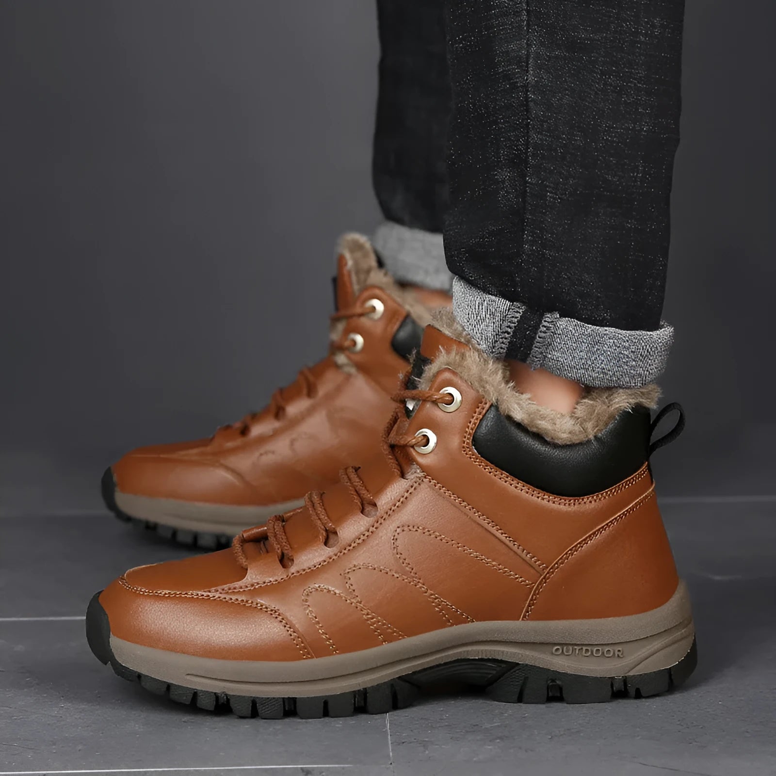 Men's winter boots with plush lining, black, lace-up style, artificial PU upper with cowhide finish, rubber sole