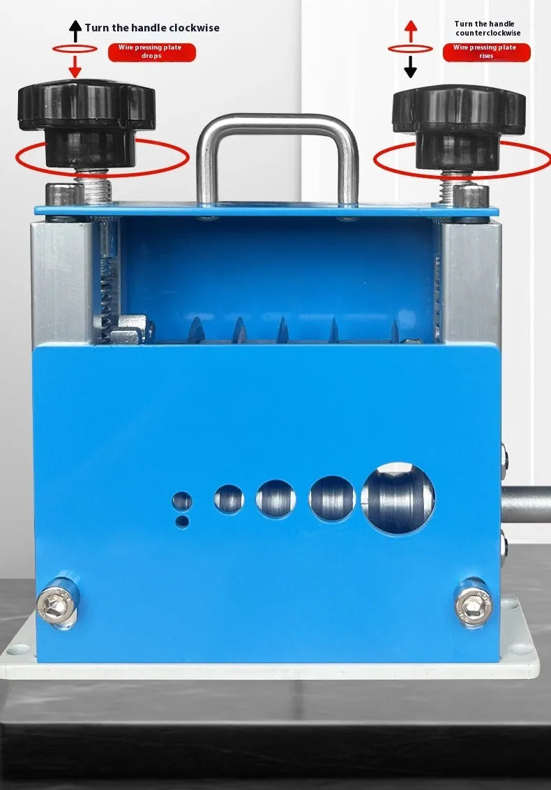 SD-017 manual wire stripping machine with 0.5-17mm diameter range and compact dimensions