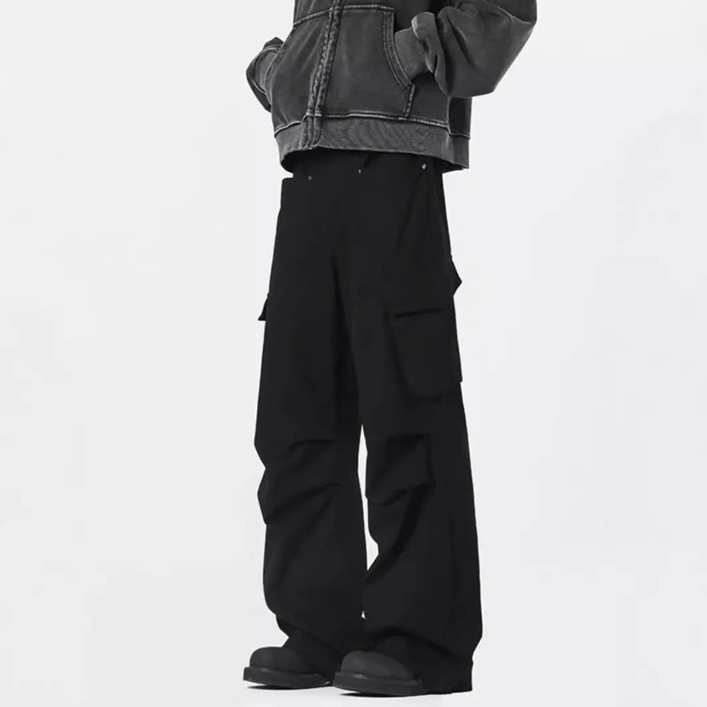 Men's straight-leg trousers in retro high street style with high waist and button-fly opening