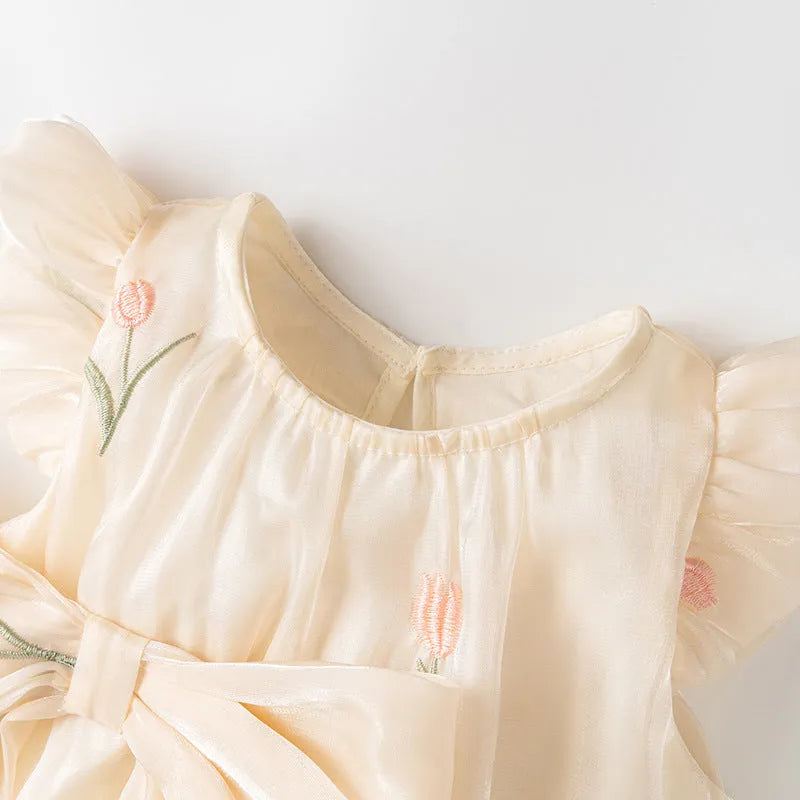 Baby girl thin polyester triangle jumpsuit in apricot colour, sleeveless pullover style