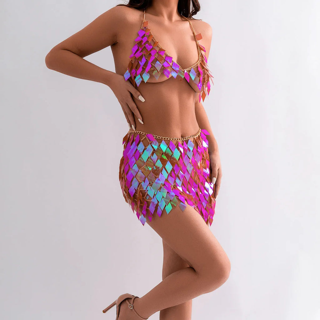 Geometric plastic body chain in orange with electroplated finish for women on a white background
