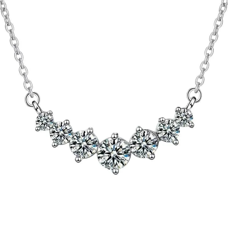 One-carat moissanite seven-star smile pendant necklace for women, white gold electroplated copper, O-link chain