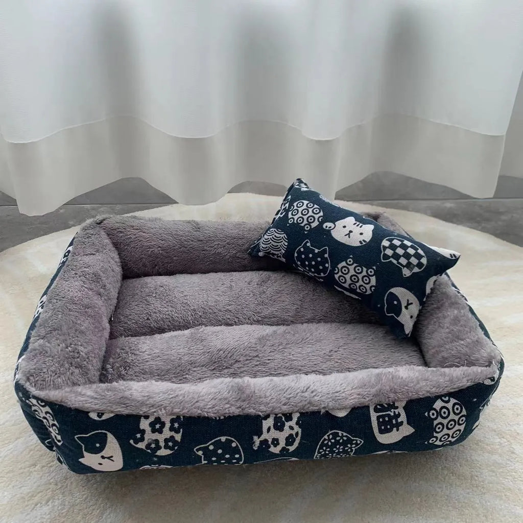 Linen moisture-proof dog bed in blue whale colour with five size options from S to XXL