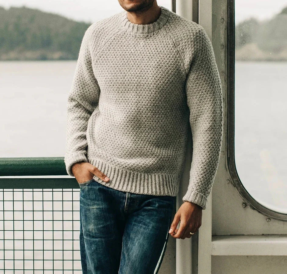 Men's winter knitted pullover sweater in extra coarse wool, available in multiple colours