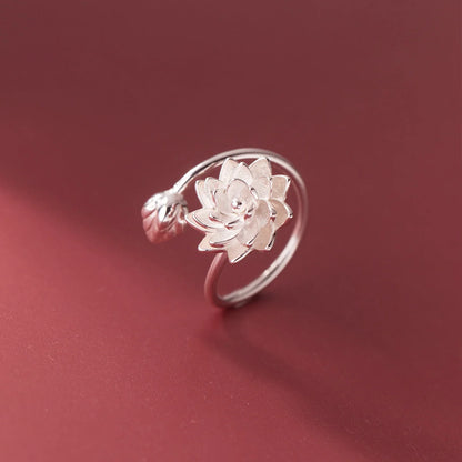Adjustable Chinese-style white lotus ring in silver electroplated finish