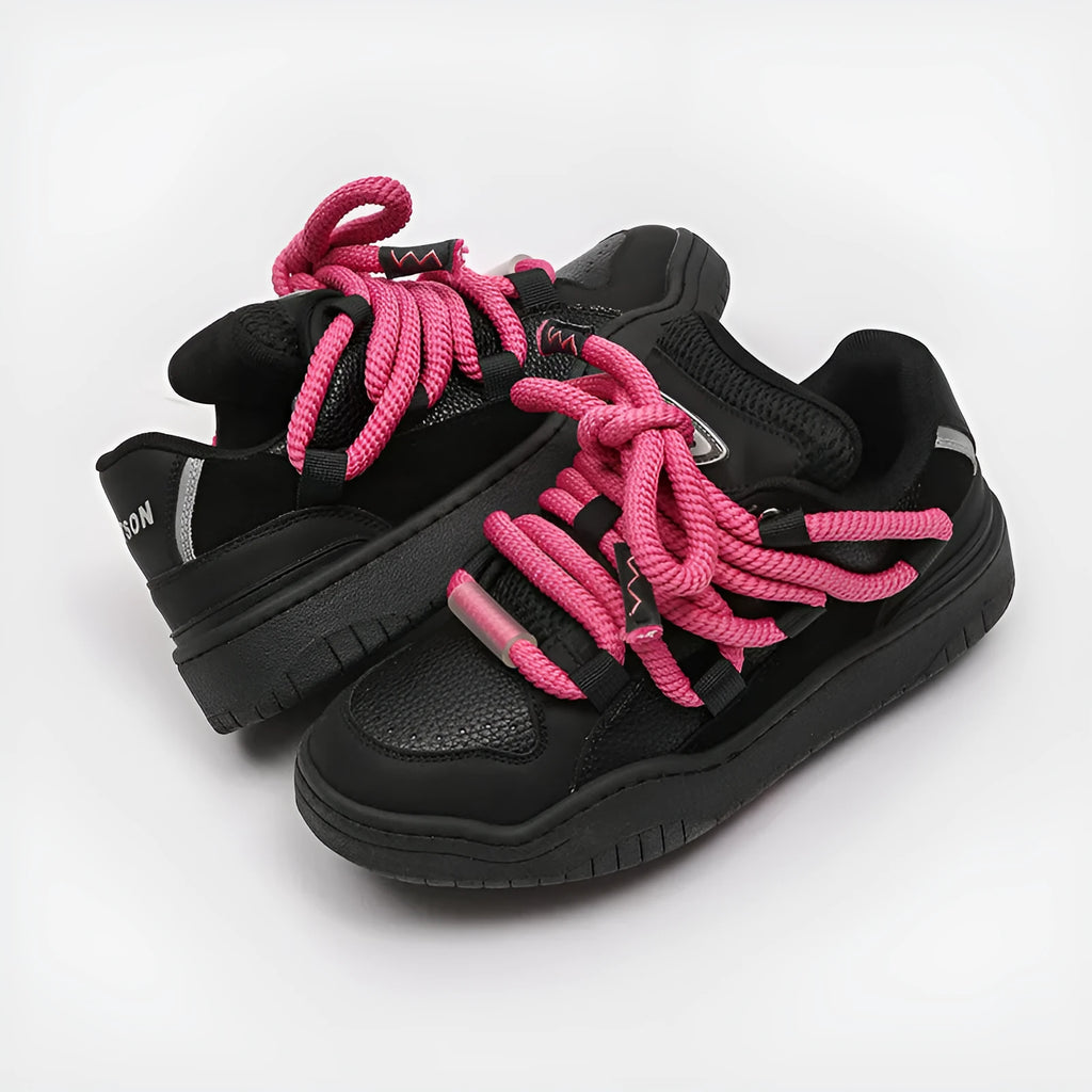 Casual unisex sneakers with thick rubber sole and round toe in various colours