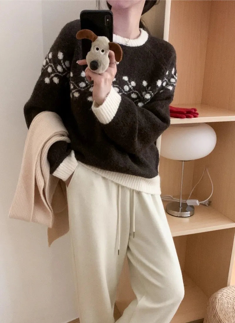 Korean style round neck jacquard colour-matched loose fit sweater in apricot, gray, and brown colourways