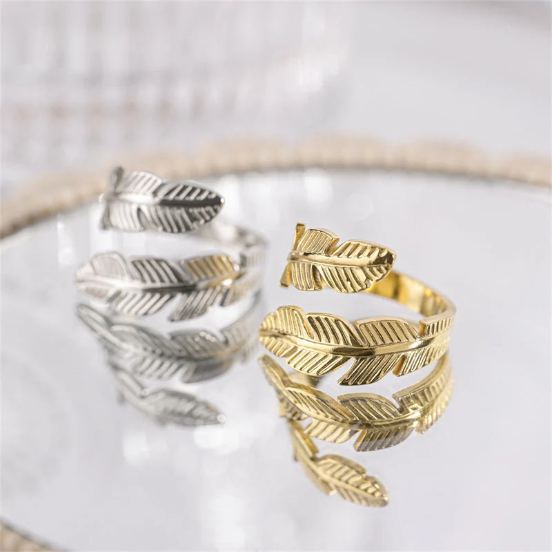 Adjustable titanium steel feather ring in gold and silver colours