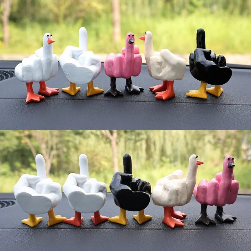 Creative vertical middle finger duck car ornament resin 5x7.7cm cartoon design