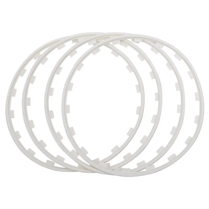 Set of four nylon wheel hub protection rings in assorted colours for 16 to 20-inch wheels.