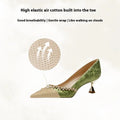 Chinese style women's satin wedding high heels with rhinestone decoration on the front