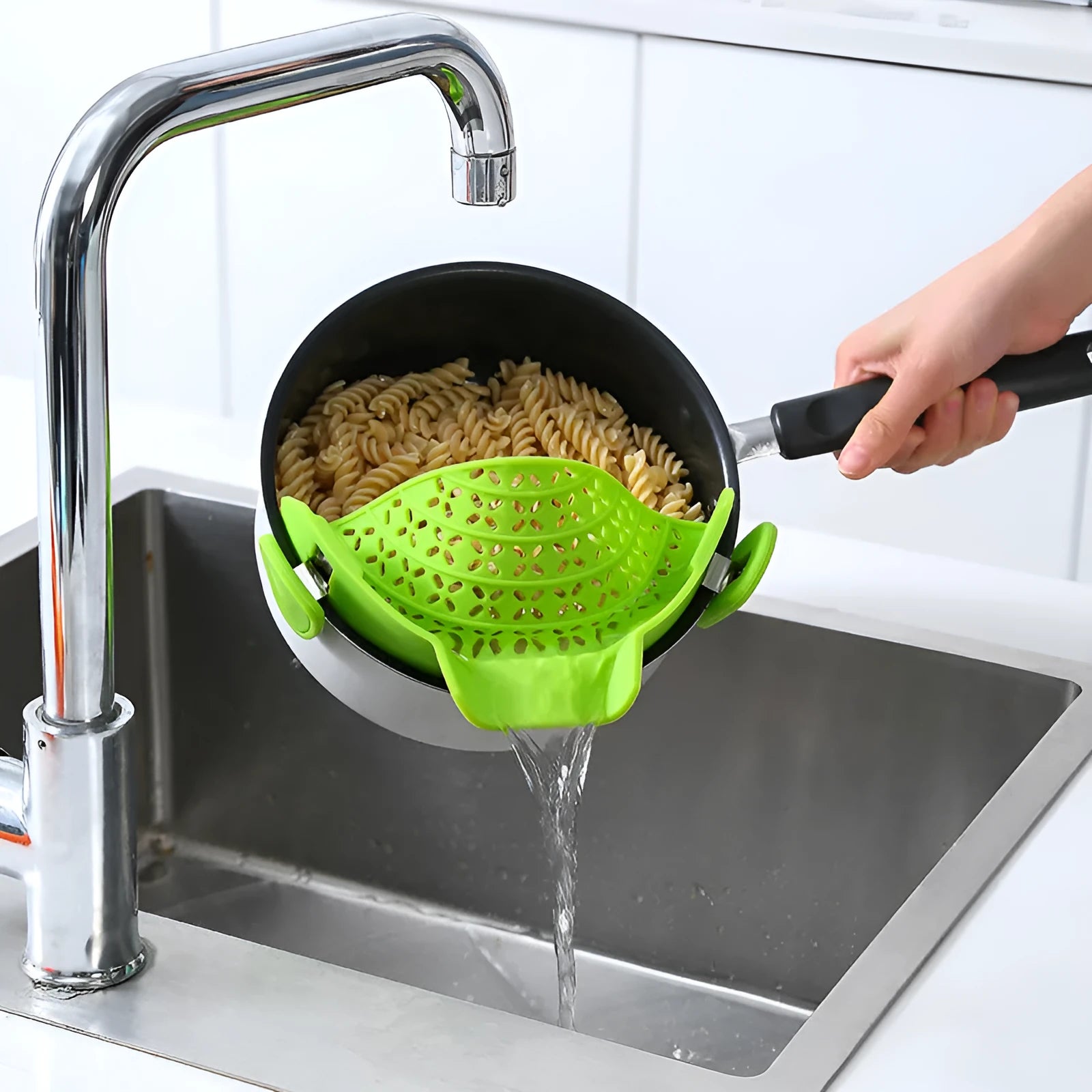 Silicone pot drain stopper kitchen gadget in modern minimalist style