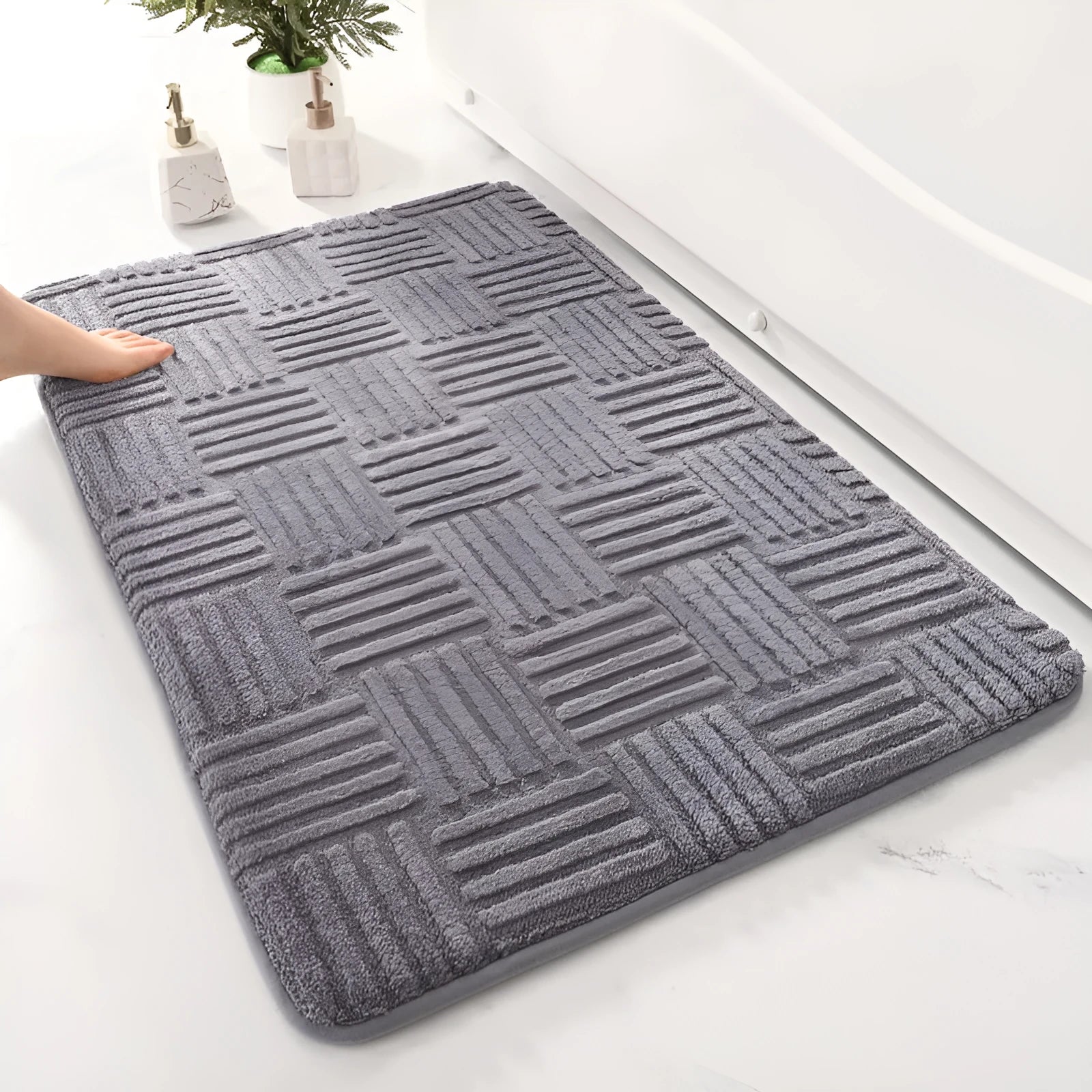 Solid colour woven polyester bathroom non-slip floor mat in beige, gray, white; sizes 40x60cm, 50x80cm, 60x90cm
