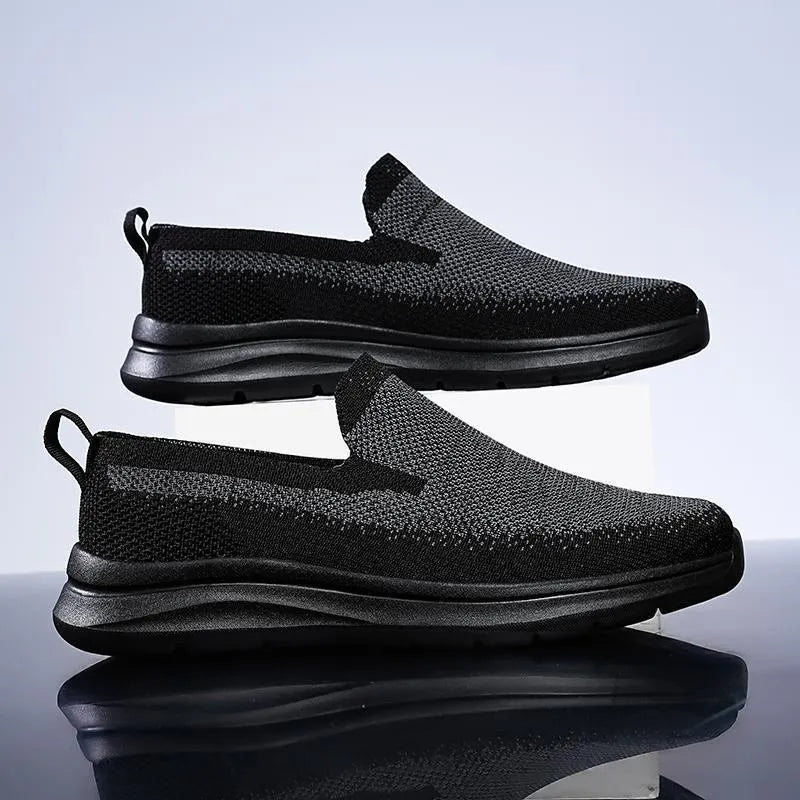 Plus size men's mesh breathable soft sole low-top leisure shoes in 406 black and gray