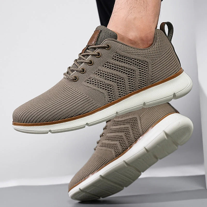 Men's lace-up mesh sneakers in various colours for casual and sports wear