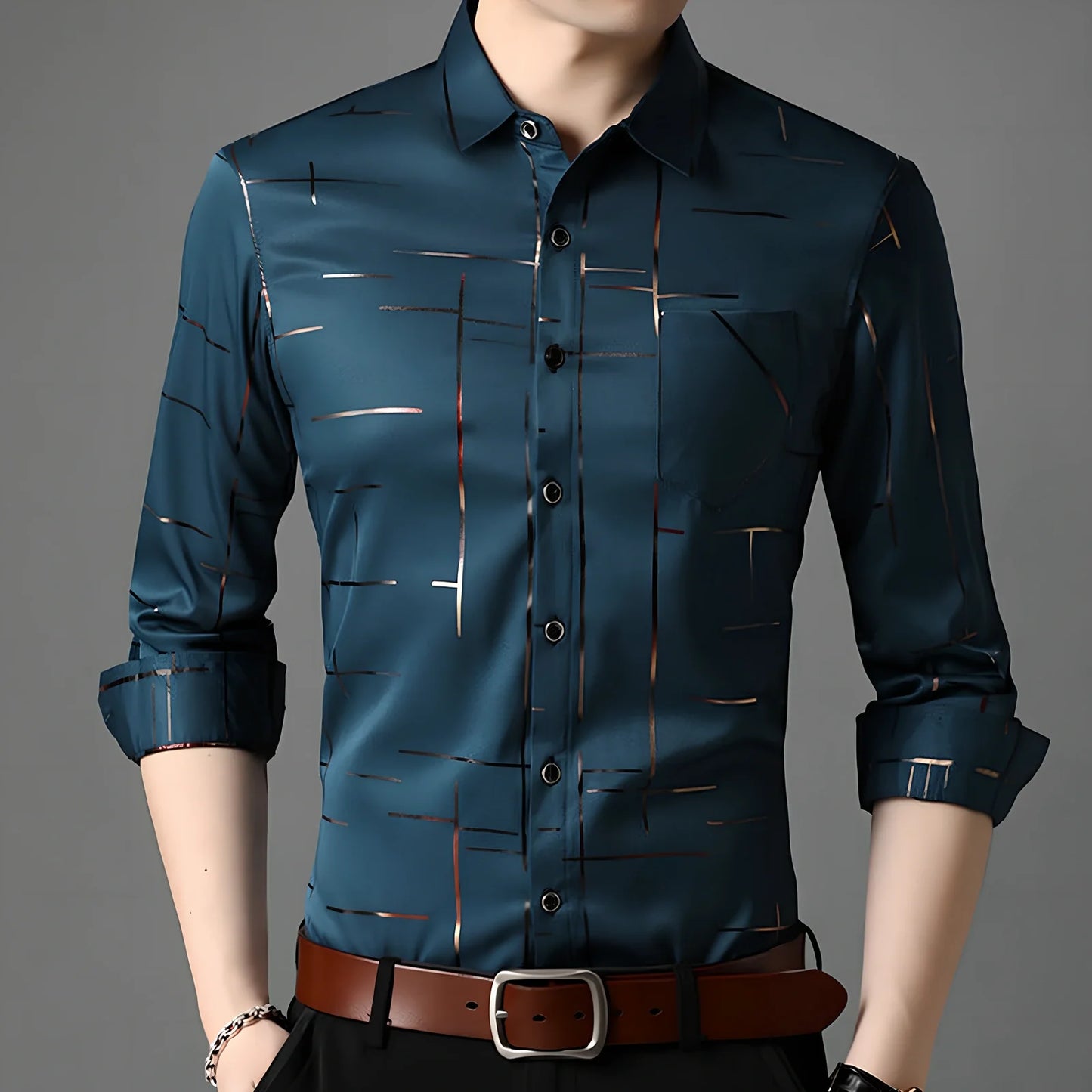 Slim fit men's long-sleeved lapel shirt dress in black with gold stripes, bust 100 cm size M