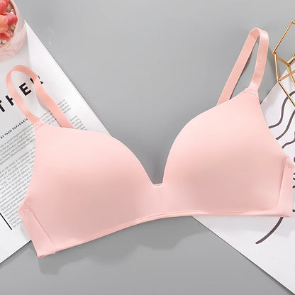 White breathable gather bra with detachable straps, 3/4 cup, seamless one-piece design for women