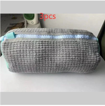 Reusable shoe wash bag with auto-lock zipper for washing machine cleaning