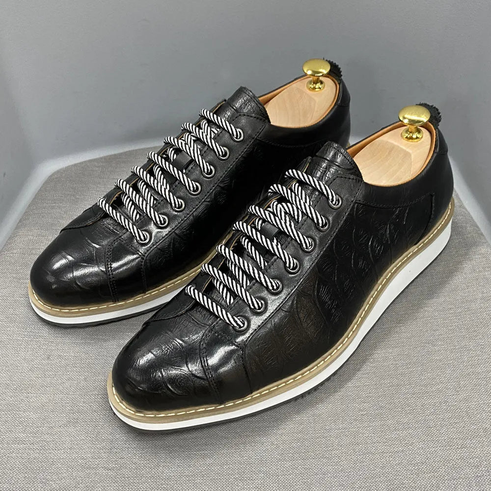 Men's pattern embossed handmade low-tube shoes with front tie closure in four colour options