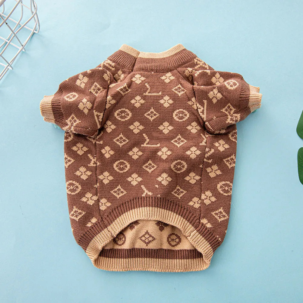 Thick wool dog sweater in a choice of monochrome or two-tone colours.
