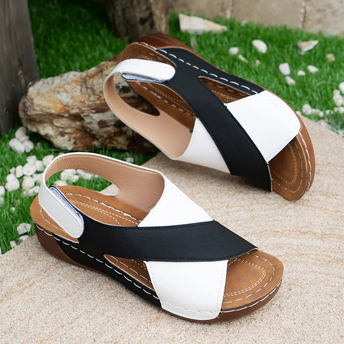 Women's summer wedges sandals with colourblock cross-strap design in various colours