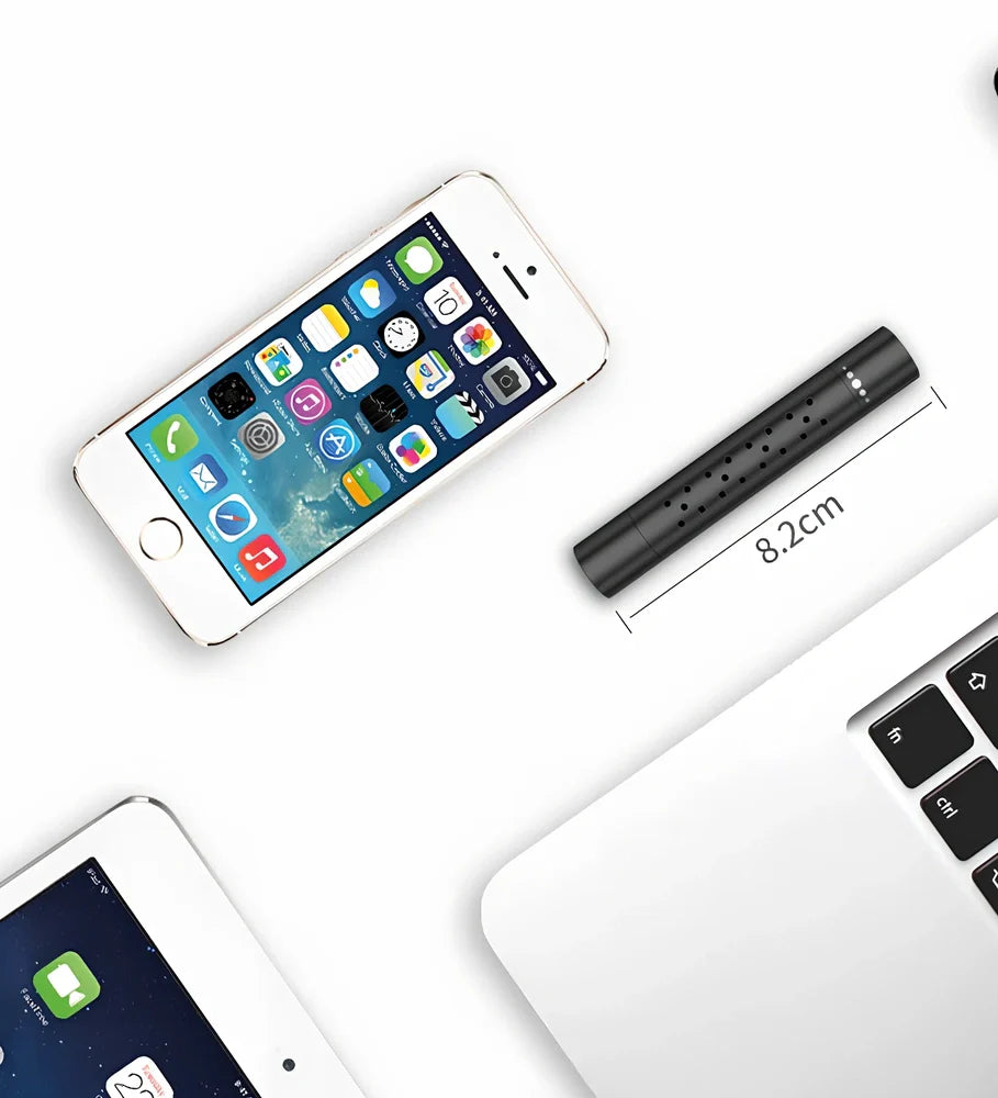 Silver aluminium alloy car vent clip-on air freshener, 83x13mm size, 46g, with replaceable fragrance cores