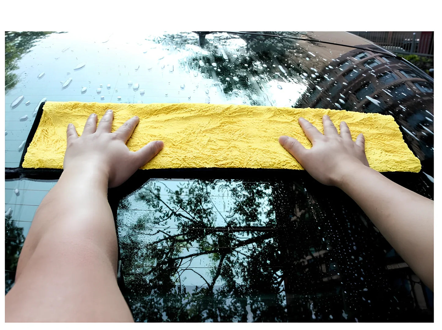 Thickened double-sided microfiber cleaning towel in yellow and grey, 30x30cm and 30x60cm sizes for lint-free car washing