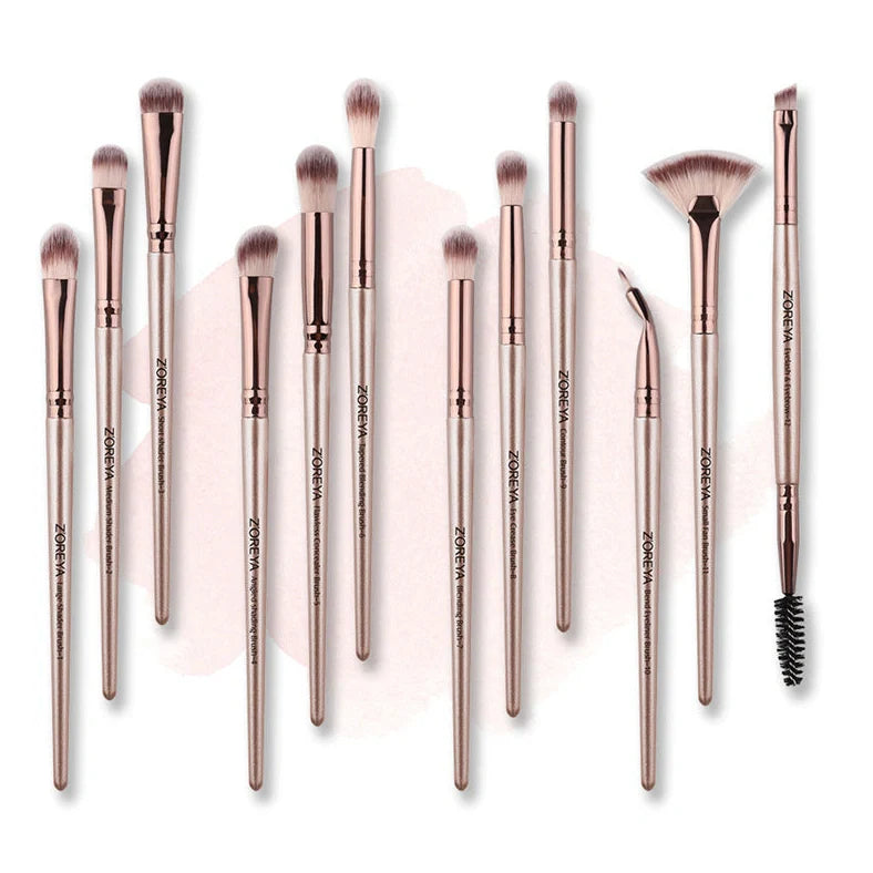 ZOREYA makeup brush with 17cm length and 1.5cm synthetic bristles in black colour option