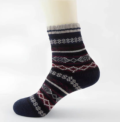 Pack of 5 thick stripe wool blend socks in various colours, featuring 15% rabbit hair for winter warmth, fitting sizes 39-42