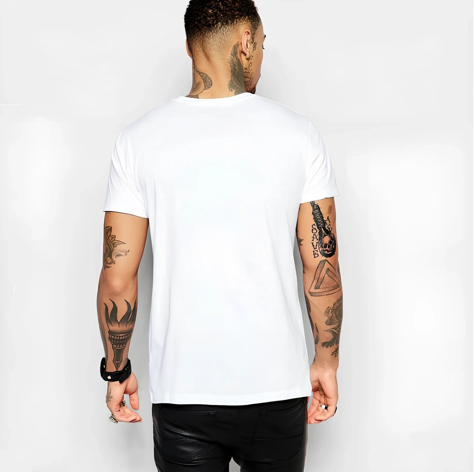 White 100% cotton short sleeve T-shirt in Asian sizes S-3XL with 2-3cm fit tolerance for comfortable UK wear