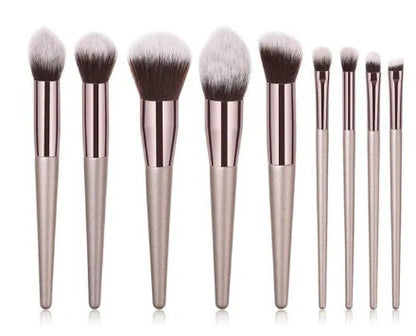 Wooden handle champagne gold makeup brush set with 10 professional brushes for foundation and contouring