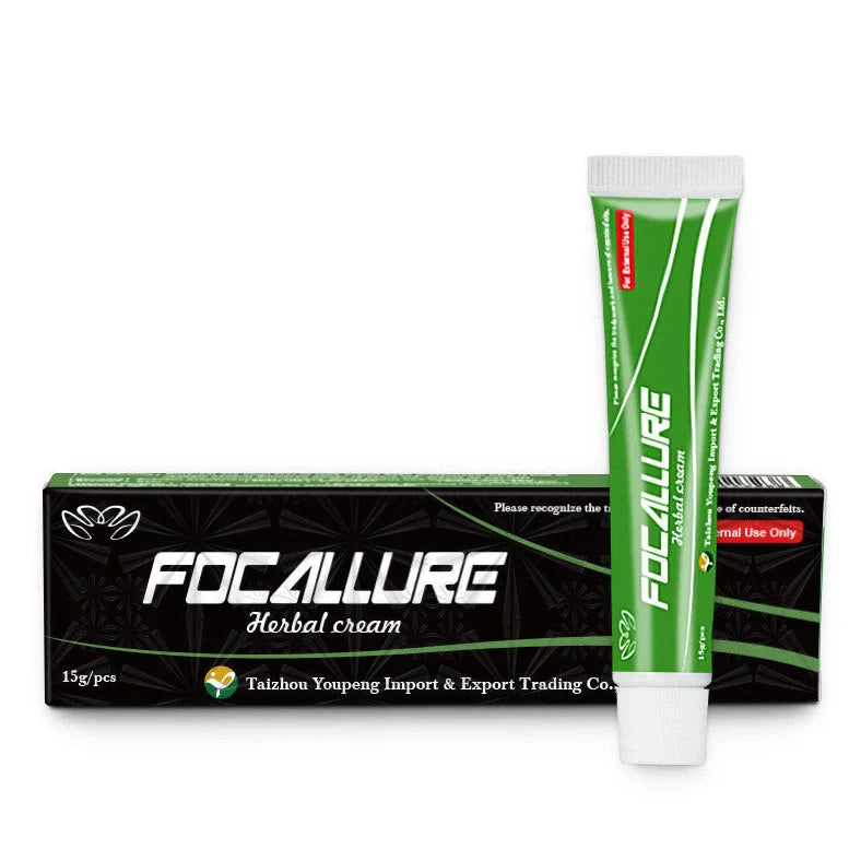 Cream ointment for eczema containing rhubarb, turmeric, and 16 additional natural ingredients