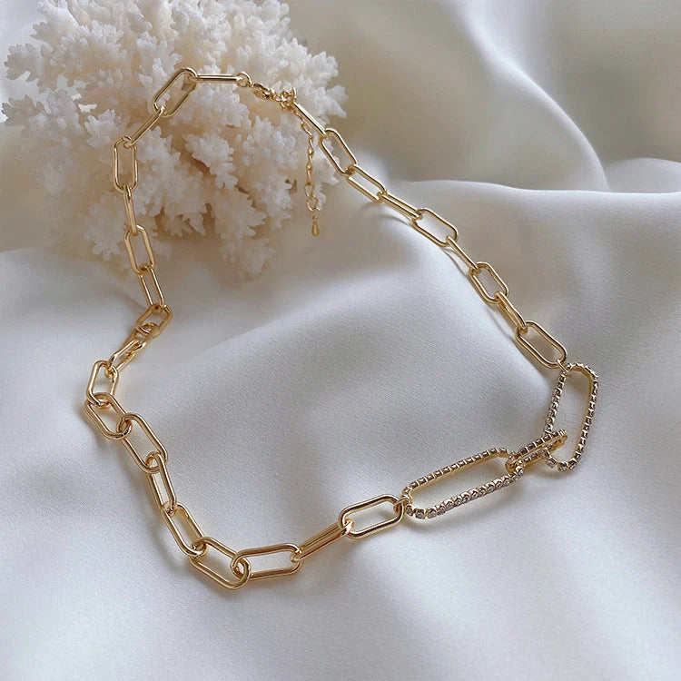 Vintage Cold Wind Zircon Metal Chain Necklace in gold with electroplating
