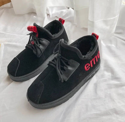 Women's winter cotton boots with velvet lining and non-slip rubber soles in black and beige