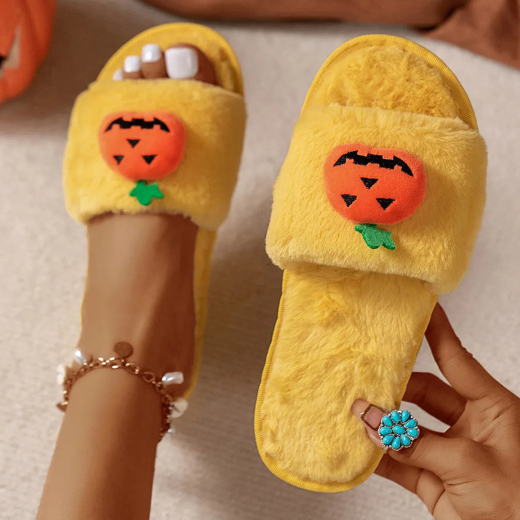 Halloween pumpkin cartoon plush slippers with synthetic fur upper and PVC sole in white or yellow