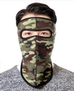 Autumn and winter dust masks in various colours for breathability and warmth