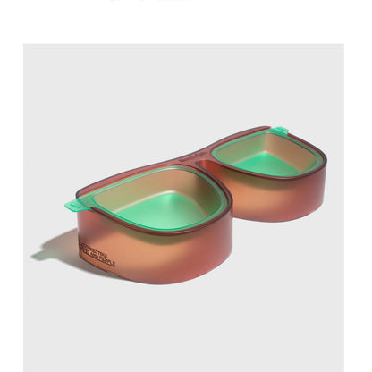 Anti-overturning double bowl for cats with 15° slant design in green, blue, purple, and red
