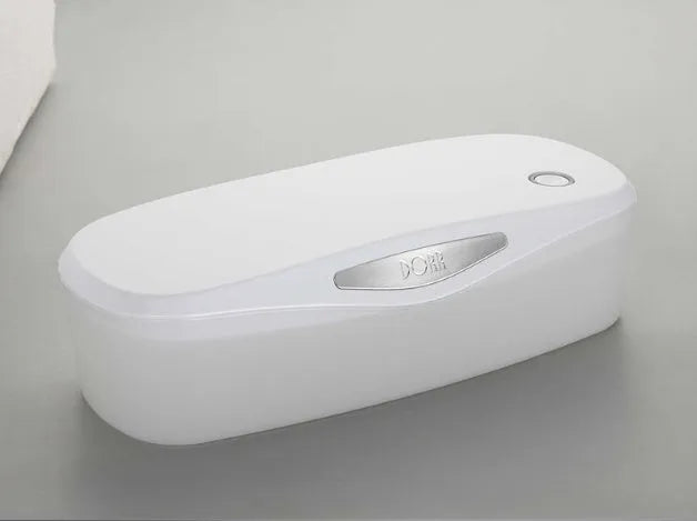 DORR UV disinfection box for sanitising mobile phones with ABS plastic body.