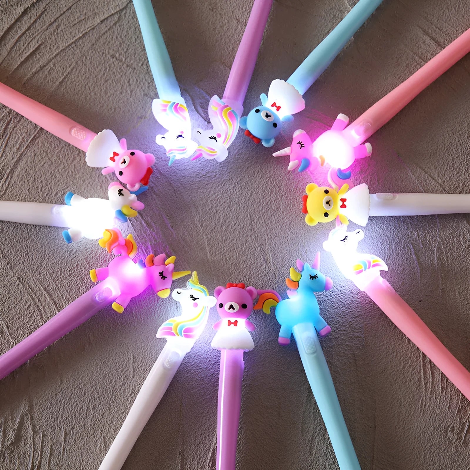 Glow in the dark stationery pen set with 0.5mm tip, plastic shell, designs of Bear, Unicorn, and Pony