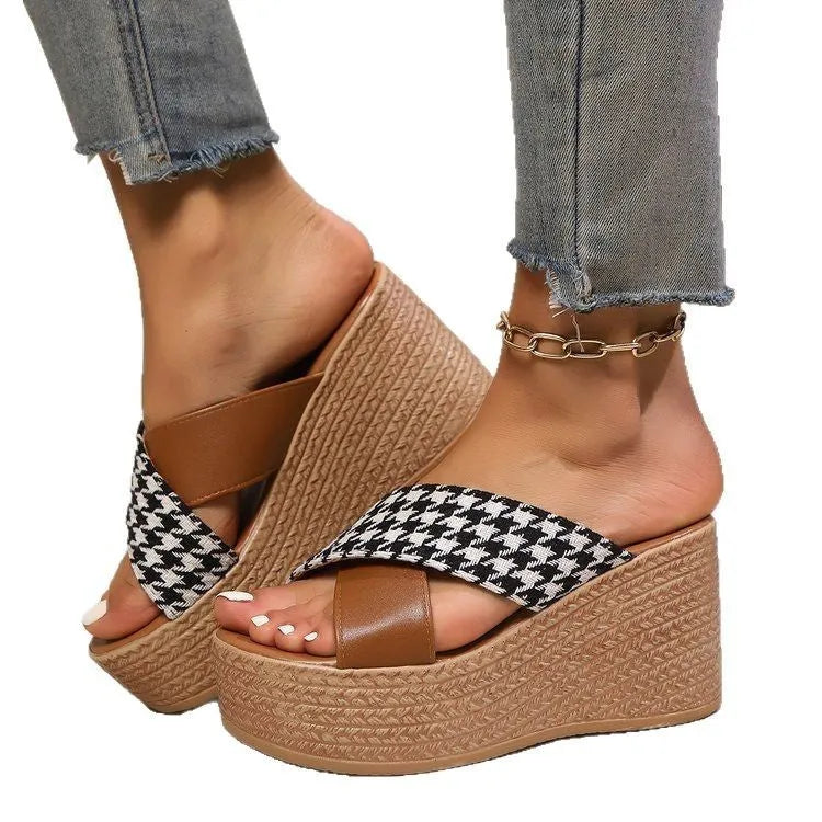Women's brown leopard and plaid pattern casual wedge sandals with a rubber sole.